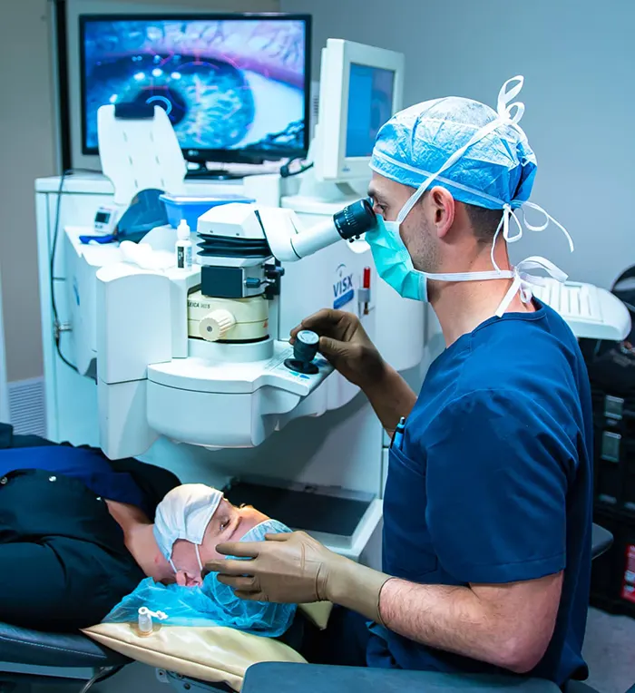 عمل لیزیک چشم
